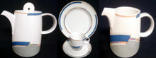 Lade das Bild in den Galerie-Viewer, KAFFEEKANNE MIT DECKEL "York Cubic" - Porzellan, Abstrakt Geometrisches Balken Rechteck Geschwungene Streifen Motiv Dekor
