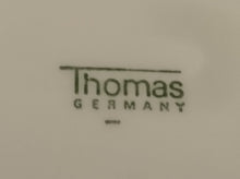 Lade das Bild in den Galerie-Viewer, BEILAGENPLATTE "York Cubic" - Porzellan, Abstrakt Geometrisches Balken Rechteck Geschwungene Streifen Motiv Dekor