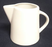 Lade das Bild in den Galerie-Viewer, 3er Set MILCHKÄNNCHEN & ZUCKERDOSE MIT DECKEL "Atrium" - Porzellan, Gastronomisches Einfärbiges Motiv Form Dekor (BC)