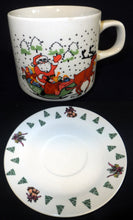 Lade das Bild in den Galerie-Viewer, UNTERTASSE - Porzellan, Schneeflocken Baum Bäume Motiv Dekor