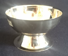 Lade das Bild in den Galerie-Viewer, 2er Set DESSERTSCHALEN - Edelstahl 18/10 , Einfärbiges Klassisches Motiv Dekor