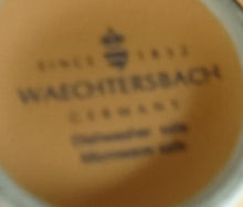 Lade das Bild in den Galerie-Viewer, EIERBECHER "Pasiega" - Keramik / Steingut, Abgeschrägte Form Einfärbiges Motiv Dekor (BC)