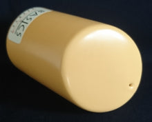 Lade das Bild in den Galerie-Viewer, 2er Set SALZ~ & PFEFFERSTREUER "Pasiega" - Keramik / Steingut, Abgeschrägte Form Einfärbiges Motiv Dekor