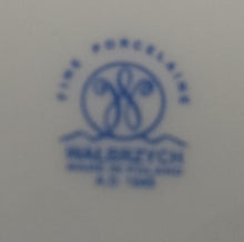 Lade das Bild in den Galerie-Viewer, ZUCKERDOSE MIT DECKEL - Porzellan, Abstrakt Symbole Zeichen Geometrisches Motiv Dekor