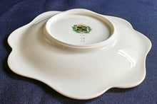 Lade das Bild in den Galerie-Viewer, SCHÄLCHEN "Irka" - Porzellan, Goldrand Flora Pflanzen Blumen Blüten Motiv Dekor