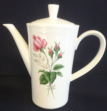 Lade das Bild in den Galerie-Viewer, KAFFEEKANNE MIT DECKEL - Porzellan, Flora Rosen Blumen Blüten Pflanze Blatt Blätter Motiv Dekor
