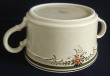 Lade das Bild in den Galerie-Viewer, 2er Set SUPPENTASSEN - Porzellan, Doppelte Linien Flora Blumenblüten Ranken Meliertes Motiv Dekor