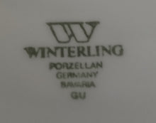 Lade das Bild in den Galerie-Viewer, SUPPENTELLER - Porzellan, Einfärbig Gastronomisch Innenrand Relief Motiv Dekor