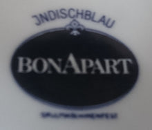 Lade das Bild in den Galerie-Viewer, 3er Set MILCHKÄNNCHEN & ZUCKERDOSE MIT DECKEL - Porzellan, Indisch Blau Strohblume Motiv Dekor