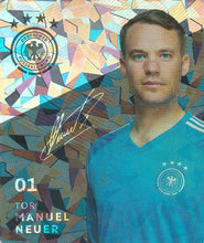 Lade das Bild in den Galerie-Viewer, Glitzer STICKER FIFA WELTMEISTERSCHAFT 2022 in QATAR (KATAR) - Verschiedene Sticker / Karten (GnoE)