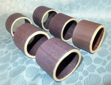 Lade das Bild in den Galerie-Viewer, 6er Set SERVIETTENRINGE - Keramik / Steingut, Klassisch Dekor