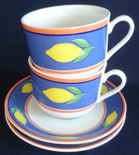 Lade das Bild in den Galerie-Viewer, 2er Set KAFFEETASSEN - Porzellan, Balken Linien Zitronenfrucht Früchte Motiv Dekor