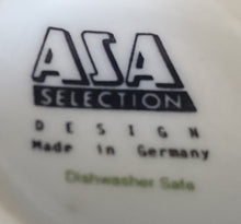 Lade das Bild in den Galerie-Viewer, KAFFEETASSE - Porzellan, Balken Linien Zitronenfrucht Früchte Motiv Dekor