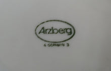 Lade das Bild in den Galerie-Viewer, SUPPENTASSE - Porzellan, Klassisch Gastronomie Design Dekor