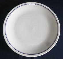 Lade das Bild in den Galerie-Viewer, SPEISETELLER - Porzellan, Firmen Aufschrift & Linien Rand Dekor