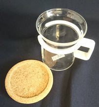 Lade das Bild in den Galerie-Viewer, 2er Set 2er TEEGEDECKE - Hartglas & Kork & Kunststoff, Klares Klassisch Dekor