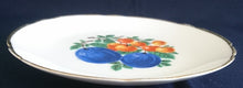 Lade das Bild in den Galerie-Viewer, 2er Set DESSERT SAMMELTELLER - Porzellan, Goldrand Obst Birnen Pflaumen Motiv Dekor