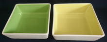 Lade das Bild in den Galerie-Viewer, DESSERTSCHALE "Villa Loca" - Keramik / Steingut, Zweifärbiges Quadratische Viereck Form Modern Style Dekor