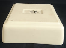 Lade das Bild in den Galerie-Viewer, DESSERTSCHALE "Villa Loca" - Keramik / Steingut, Zweifärbiges Quadratische Viereck Form Modern Style Dekor