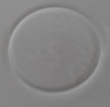 Lade das Bild in den Galerie-Viewer, JAHRESTELLER 1989 - Keramik / Steingut, Bierbrauerei Fässer Hopfen Blätter Bellheimer Privatbrauerei Schriftzug Motiv Dekor, Nach Casper Luiken (1694/95) Kupferstich