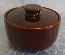 Lade das Bild in den Galerie-Viewer, MILCHKÄNNCHEN "Friesland" - Keramik / Steingut, Einfärbiges Dekor