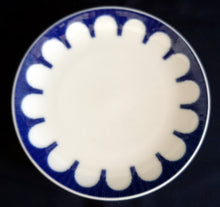 Lade das Bild in den Galerie-Viewer, DESSERTTELLER - Porzellan, Kobalt Geometrisches Blumenblüten Rand Abstrakt Motiv Dekor