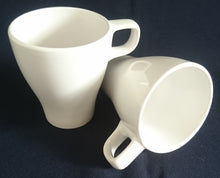 Lade das Bild in den Galerie-Viewer, KAFFEETASSE - Keramik / Steingut, Klassisch Einfärbiges Dekor, Braun