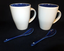 Lade das Bild in den Galerie-Viewer, KAFFEETASSE & LÖFFEL - Keramik / Steingut, Klassisch Modern Zweifärbiges Dekor