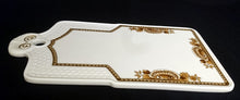 Lade das Bild in den Galerie-Viewer, FRÜHSTÜCKSBRETTCHEN "Friesland Atlantis" - Porzellan, Goldrand Abstrakt Muschel Fisch Schuppen Relief Dekor