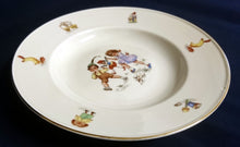 Lade das Bild in den Galerie-Viewer, SUPPENTELLER - Porzellan, Spielende Kinder Mädchen & Junge Clown Motiv Goldrand Dekor