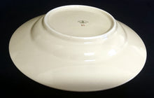 Lade das Bild in den Galerie-Viewer, SUPPENTELLER - Porzellan, Tanzende Spielende Mädchen & Junge Goldrand Dekor