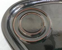 Lade das Bild in den Galerie-Viewer, SERVIERTABLETT - Keramik / Steingut, Eiförmig Oval, Einfärbiges Hellbraunes Dekor