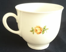Lade das Bild in den Galerie-Viewer, KAFFEETASSE - Porzellan, Flora Rosen Blumen Blüten Pflanzen Motiv Dekor