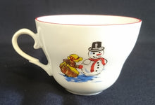 Lade das Bild in den Galerie-Viewer, 3er TEEGEDECK - Porzellan, Porzellan Weihnachtsbaum Kinder Fahrrad Schneemann Linien Randdekor