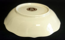 Lade das Bild in den Galerie-Viewer, 2er Set SALATSCHALEN "Ingres Weiss" - Porzellan, Gewölbter Relief Goldrand Dekor