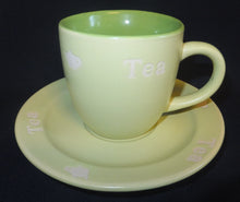 Lade das Bild in den Galerie-Viewer, 2er TEEGEDECK - Keramik / Steingut, Hell & Dunkel Grün, 2färbiges Teekannen Motiv Tea Aufschrift Dekor