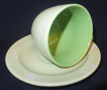 Lade das Bild in den Galerie-Viewer, 2er TEEGEDECK - Keramik / Steingut, Hell & Dunkel Grün, 2färbiges Teekannen Motiv Tea Aufschrift Dekor