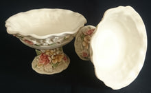 Lade das Bild in den Galerie-Viewer, EISDESSERT BECHER - Keramik / Steingut, Jugendstil Blumen Blüten Strauß Flora Relief Design Dekor