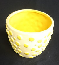 Lade das Bild in den Galerie-Viewer, BLUMENÜBERTOPF - Klein, Keramik / Steingut, Einfärbiges Gelb Dekor