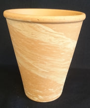 Lade das Bild in den Galerie-Viewer, BLUMENTOPF - Keramik / Steingut, Schleier Dekor, Handbemalt