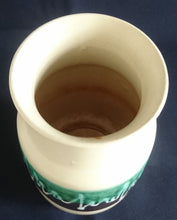 Lade das Bild in den Galerie-Viewer, BLUMENVASE - Keramik / Steingut, Modernes Frequenz Balken Dekor