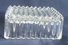 Lade das Bild in den Galerie-Viewer, DIPSCHÄLCHEN - Hartglas, Lineares Gewölbtes Rauten Relief Motiv Dekor