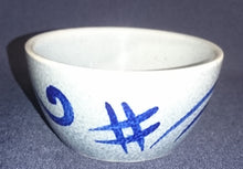 Lade das Bild in den Galerie-Viewer, 2er Set DIPSCHÄLCHEN - Keramik / Steingut, Abstrakt Hash Dekor