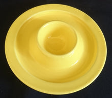 Lade das Bild in den Galerie-Viewer, EIERBECHER - Keramik / Steingut, Einfärbiges Gelbes Dekor