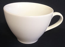 Lade das Bild in den Galerie-Viewer, CAPPUCCINO KAFFEETASSE POTT - Porzellan, Einfärbiges Gastronomisches Motiv Dekor