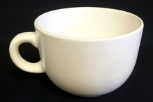 Lade das Bild in den Galerie-Viewer, RIESENTASSE - Keramik / Steingut, Einfärbiges Weißes Dekor