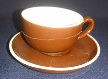 Lade das Bild in den Galerie-Viewer, 2er Set MOCCA UNTERTASSE - Keramik / Steingut, Weißer Rand Einfärbiges Dekor