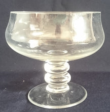 Lade das Bild in den Galerie-Viewer, SCHWIMMKERZENHALTER - Press- / Hartglas, Klar Klassisch Gedrechselte Stiel Form Dekor (G)