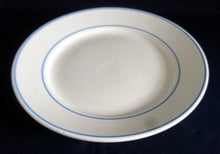 Lade das Bild in den Galerie-Viewer, 2er Set SPEISETELLER - Keramik / Steingut, 2faches Linien Dekor