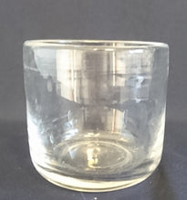 Lade das Bild in den Galerie-Viewer, TEELICHTGLAS - Hartglas, Klares Klassisch Form Dekor (G)